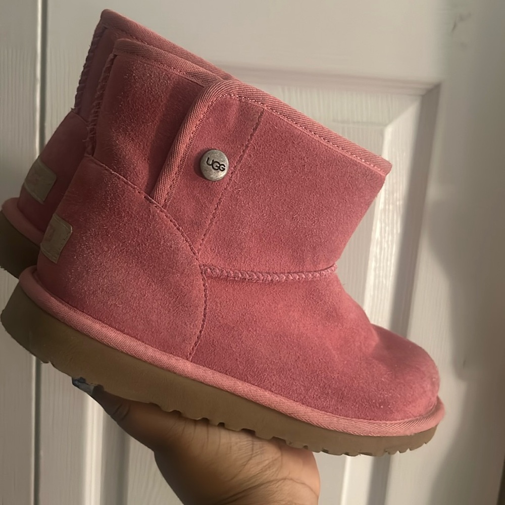 Pink ugg boots